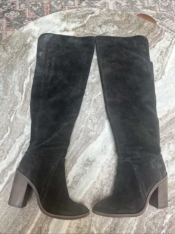 Vince Camuto Melaya Over the Knee Suede Gray Boots Sz 8.5 - Image 2