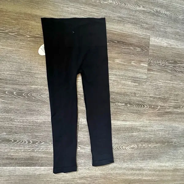 Soma black slimming crop leggings NWT - Image 10