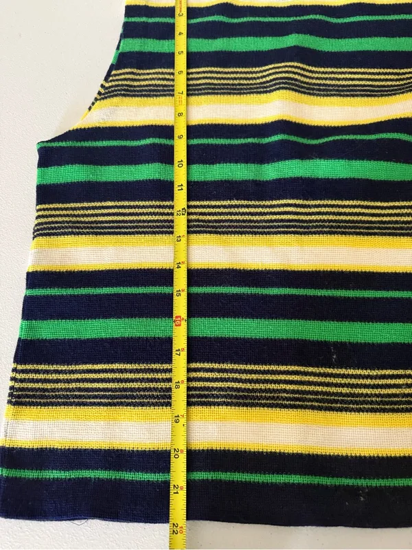 Vintage Old Made in Japan 100% Acrylic Fibre Sleeveless Striped Shirt knitted - Image 3