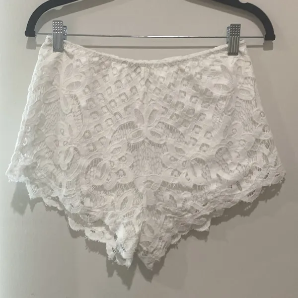 White lace Free people shorts! - Image 6