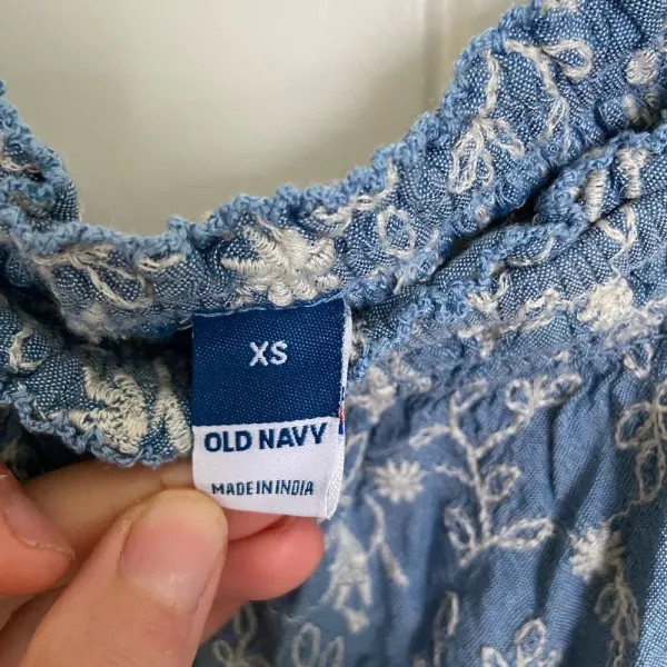 EUC | Old Navy women’s long sleeve smocked dress —‎ XS - Image 3