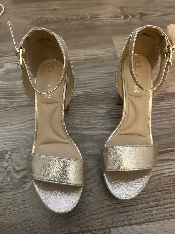 Chinese Laundry Gold Heels - Image 5