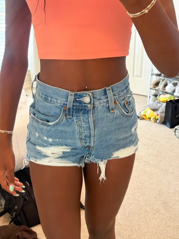 Levi’s 501 Shorts (great condition) - SAME DAY SHIPPING & OPEN TO OFFERS🤗🤗 - Image 3