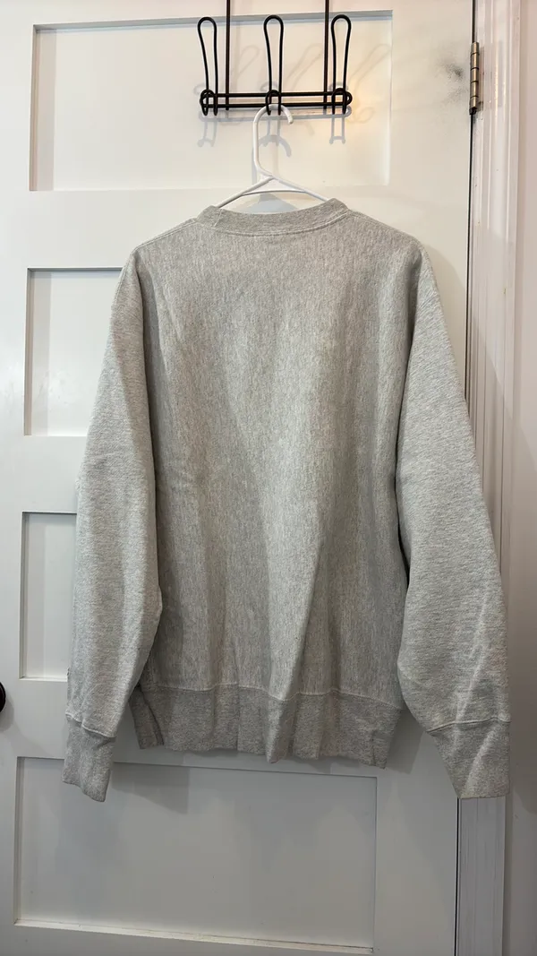 Badgers Oversized Grey Crewneck UW-Madison Champion - Image 4
