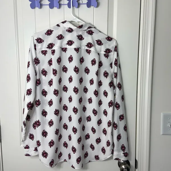 EUC LOFT women’s white pink printed pattern full button front long‎ sleeve shirt - Image 6