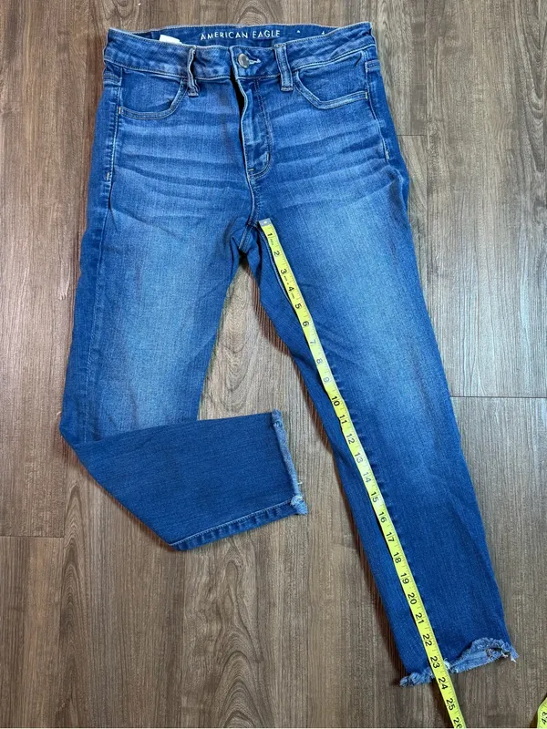 American Eagle Outfitters Women's Mid-Rise Straight Blue Jeans - Image 6