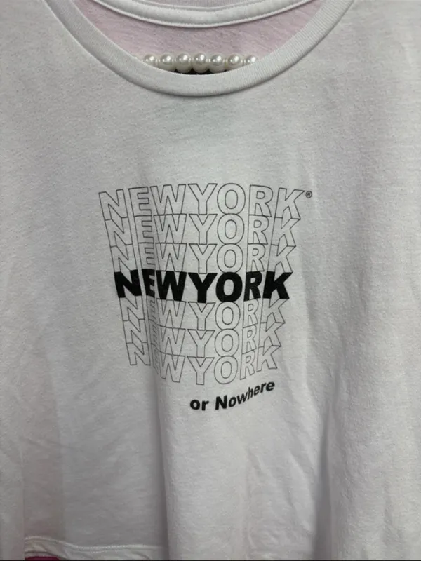 New York or nowhere Graphic White Crop Tee - Image 2