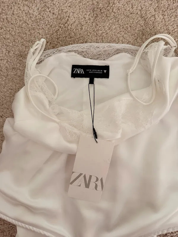 White Lace NWT Zara Bodysuit - Image 2