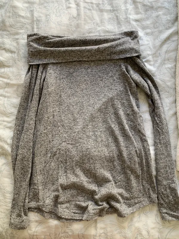 Abercrombie Off The Shoulders Top - Image 3