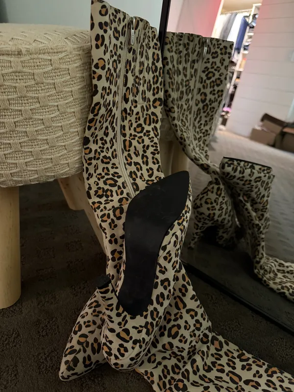 Leopard Print Knee-High Women's Boots - Stylish Statement Footwear - Image 5