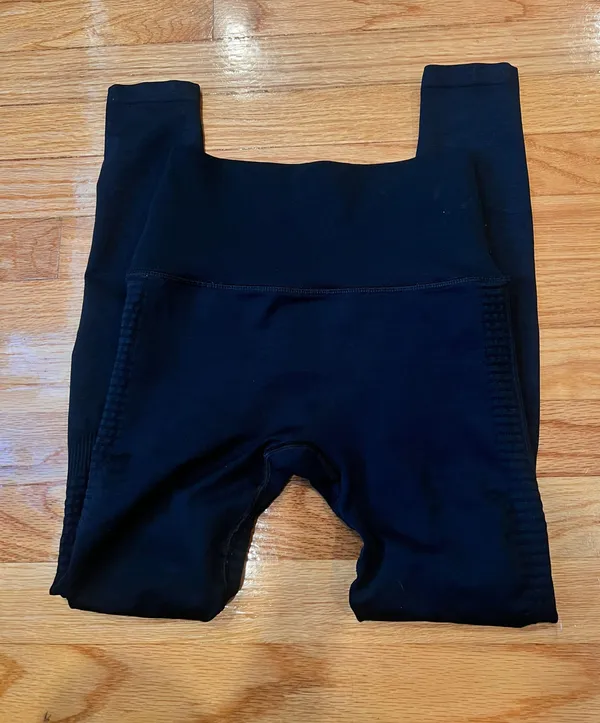 Alphalete Leggings - Image 3