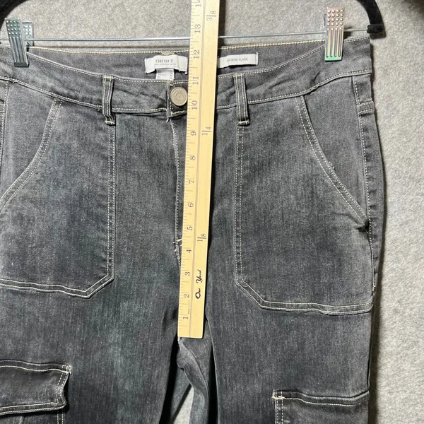 Forever‎ 21 Premium Womens High Rise Flare Cargo Jeans Washed Black Size 30 - Image 3
