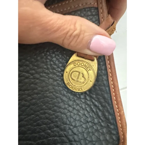 Dooney & Bourke Vintage All Weather Leather Crossbody Bag Black British Tan - Image 4