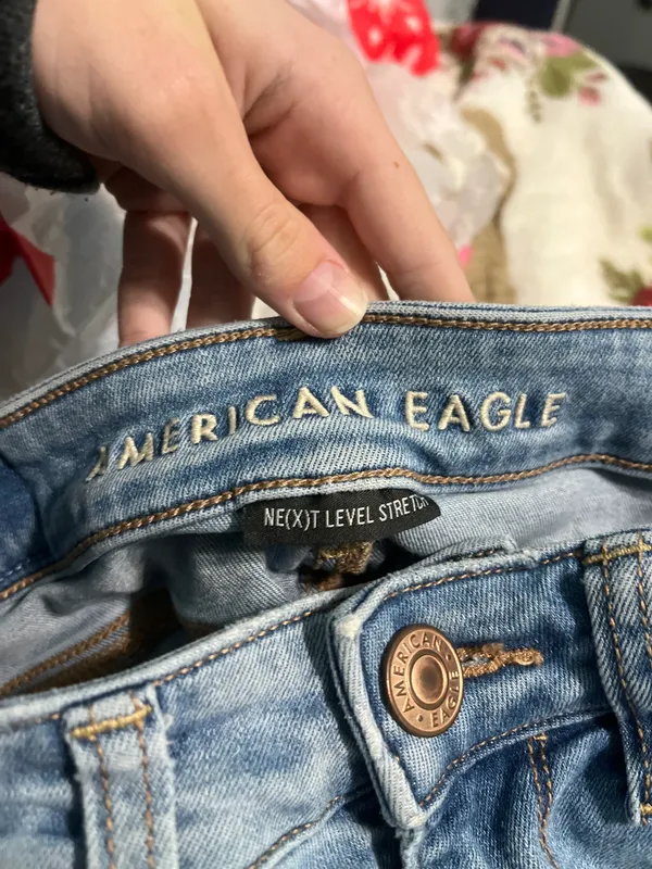 American Eagle Jeans - Image 3