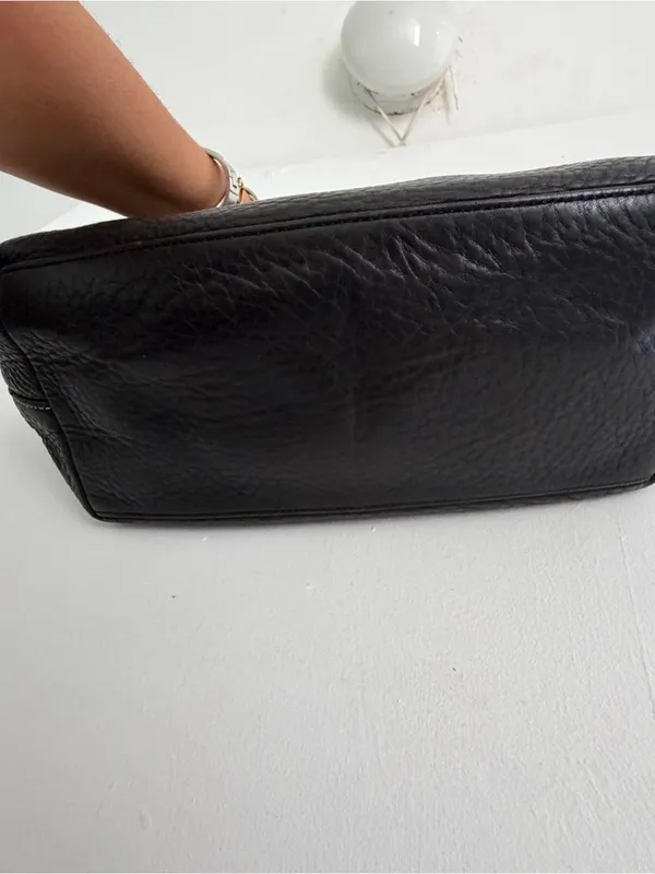 Vintage Coach F13094 Hobo Black Leather Shoulder/Hand Bag Retail $349 - Image 7