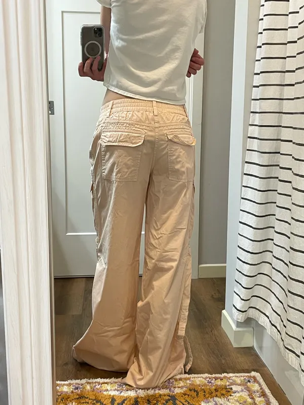 Urban Outfitters Light Pink Cargo Pants - Image 2