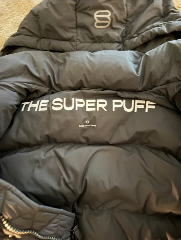 Aritzia Super Puff Shorth - Image 2