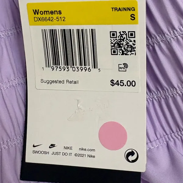 Nike Women's Lavender‎ Shorts - Image 3