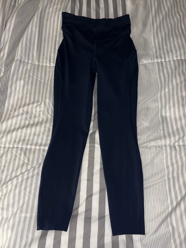 Lululemon Base Pace Tights 25" High-Rise - Image 2