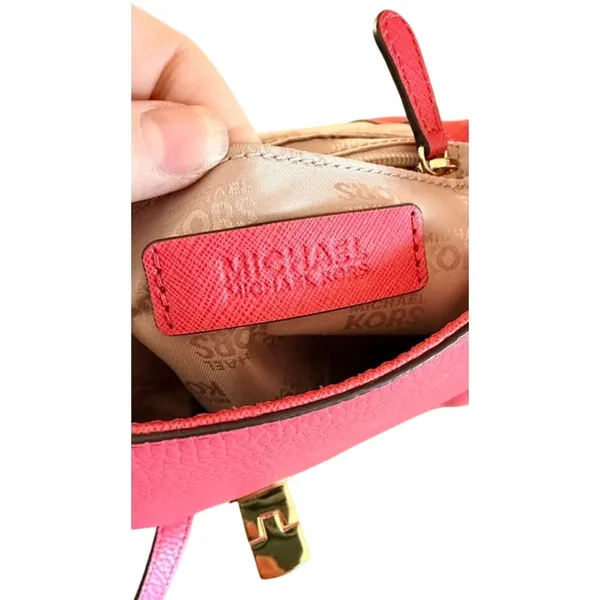 Michael Kors Peach Pink Leather Crossbody Satchel Handbag Gold Hardware - Image 4