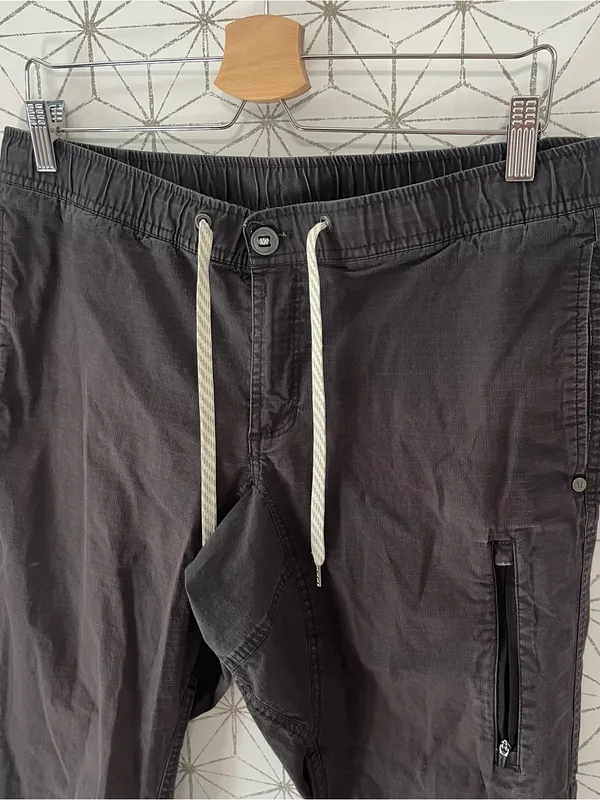 Vuori RipStop Pant Charcoal Slim - Image 3
