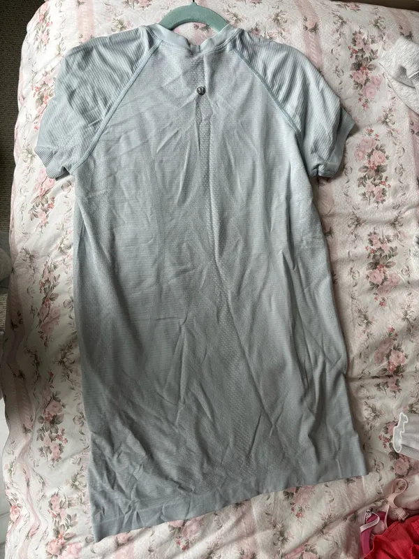 Lululemon Swiftly Short Sleeve Powder Blue - Image 3