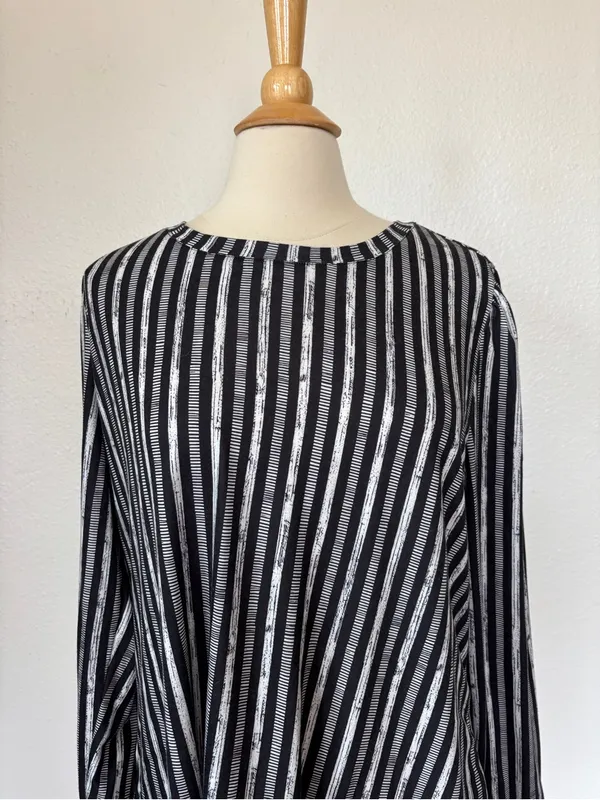 Black & White Striped Soft Long Sleeve Top - Image 3