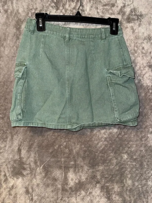 Princess Polly Olive Green Cargo Mini Skirt Size US 6 - Image 3