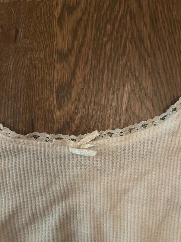 PacSun White Tank Top Cropped - Image 3