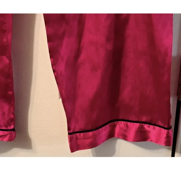 Gilligan & O'Malley Women Medium 2 Pc Sleepwear Set Red Satin Black Trim Pajamas - Image 6