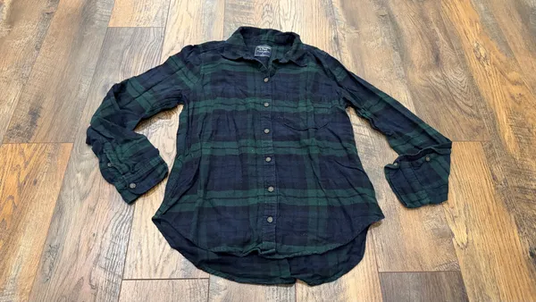 Abercrombie & Fitch Shirt Women’s Size Small Plaid Flannel Long Sleeve, Green - Image 2