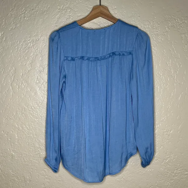 T TahariWomen's Satin‎ Blue Pleated Tie V-Neck Long Sleeve Career Blouse Small - Image 3