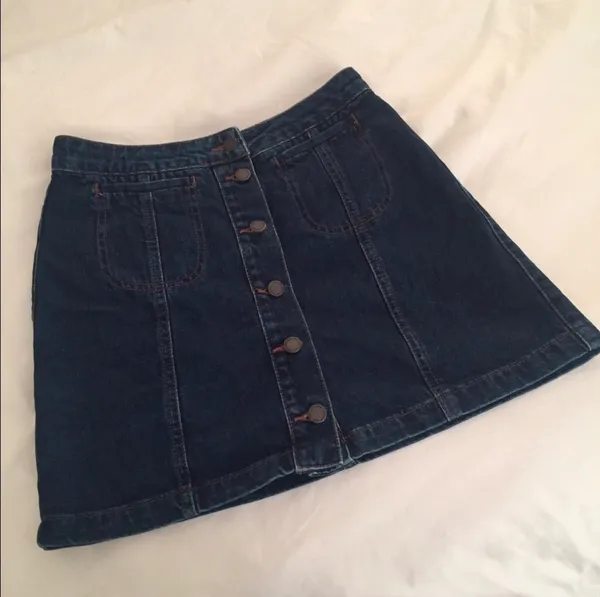 Topshop Moto Denim Button Skirt, Size 28 - Image 4