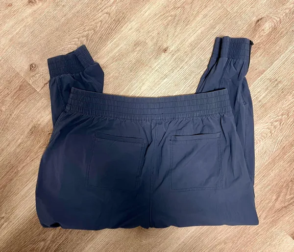 Calia Nyluxe Woven Jogger - Image 9