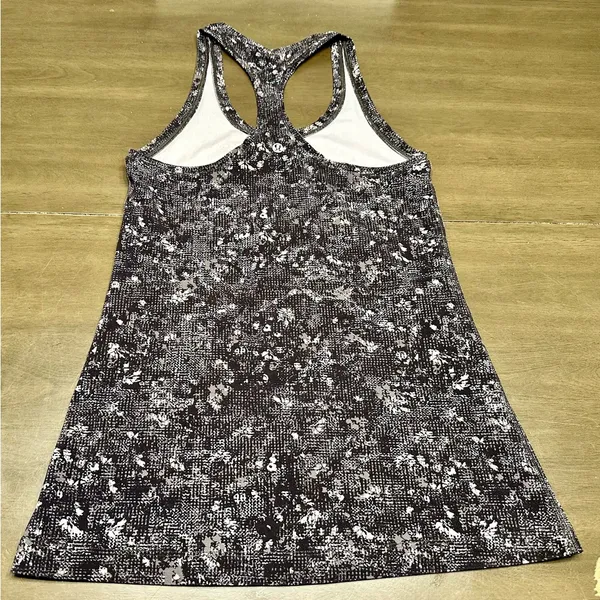 Lululemon Cool Racerback Short Tank *Nulu Buttery Soft Size 4 or 6-See Pictures - Image 2