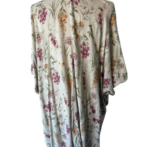 American Eagle floral kimono with bell sleeves Size S - Image 3