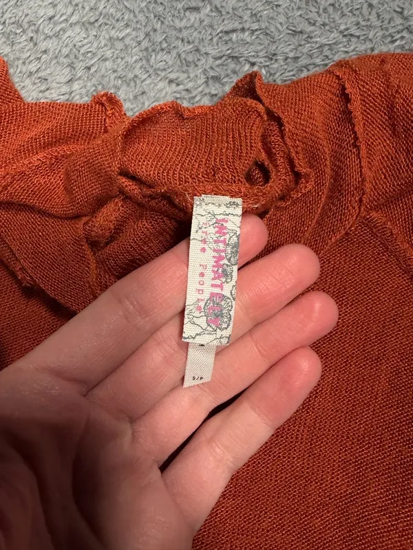 Free people intimately Rust Scoop Neck weekend layering Long Sleeve Top small - Image 9