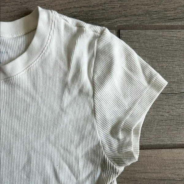 Brandy Melville Cream Ribbed Short Sleeve Tee - Image 4