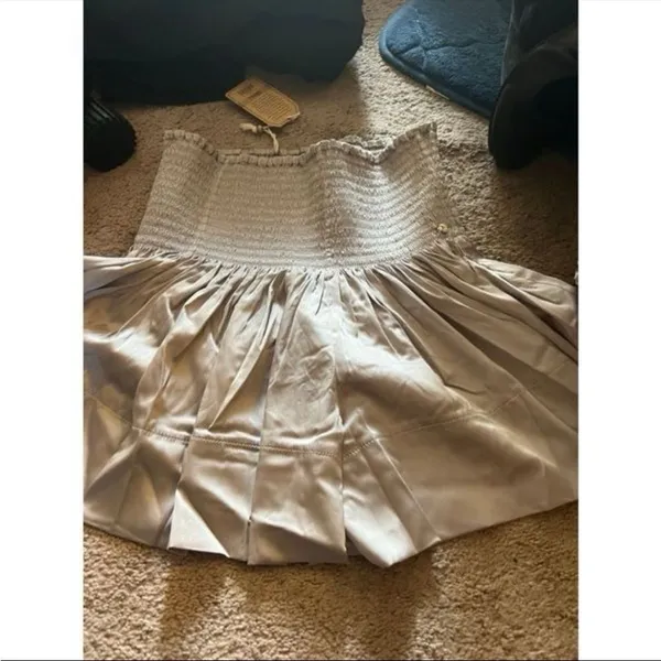 NWT natural life silver shorts‎ small - Image 5
