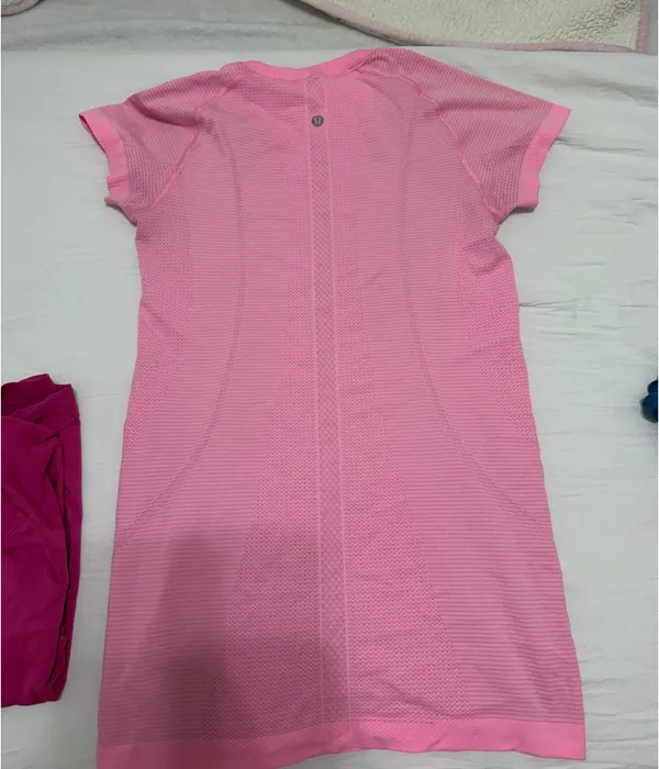 Swiftly Tech Lululemon Short Sleeve Shirt - Image 4