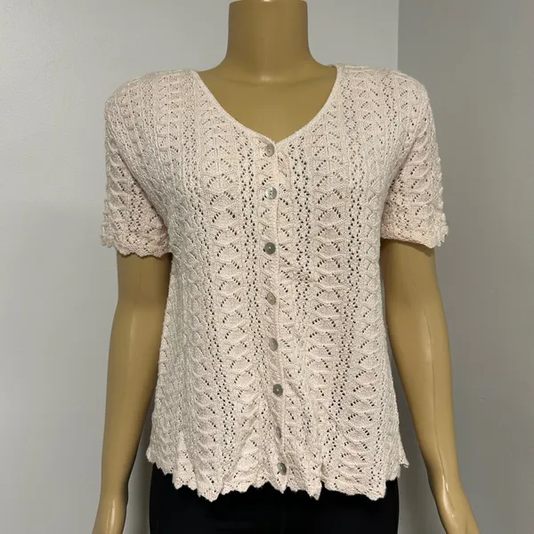 Y2K Retro Vintage 90s Pink Pointelle Knit crochet Cardigan Short Sleeve M stain - Image 2