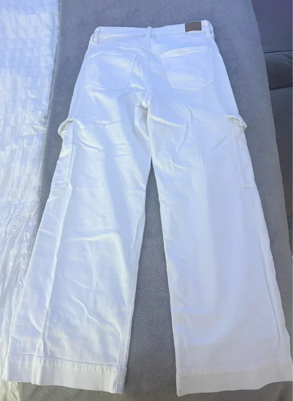American Eagle Jeans - Image 2
