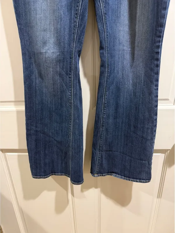American Eagle Women's Bootcut Jeans - Medium Blue Wash Size 14 - Image 3
