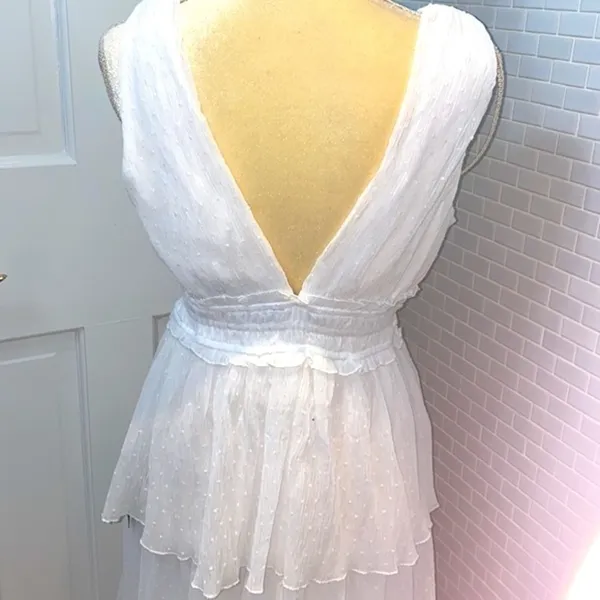 Lulus dreamy mood white Swiss dot tiered midi dress. Polyester. Size Small. - Image 9