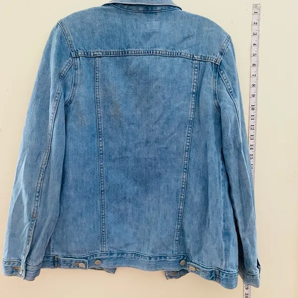 GAP women all button down thick jeans jacket (boyfriend size jacket) - Image 2