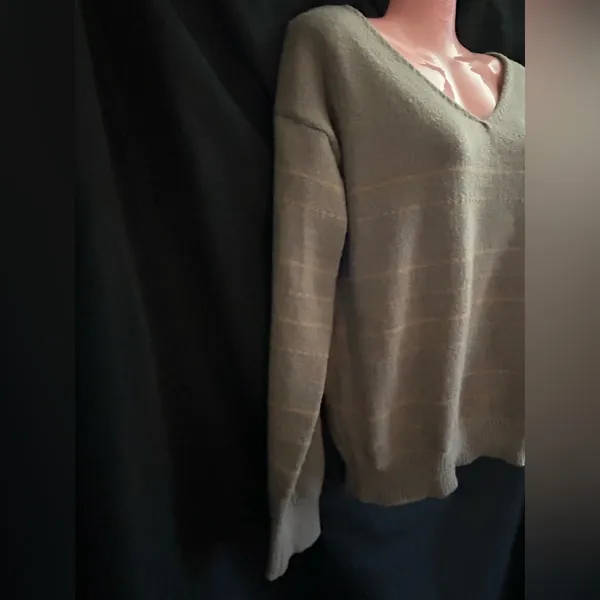 SHEIN Women's V-Neck Striped Knit Sweater Brown & Yellow SZ MD - Image 5