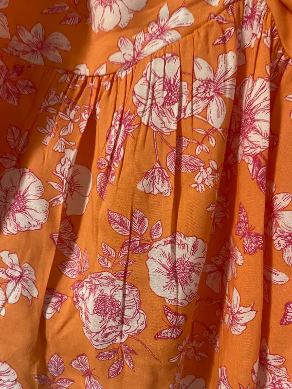 NWOT Floral Top Multi Size L - Image 2