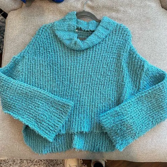 Free People Blue Turtleneck Sweater Size Small - Image 3