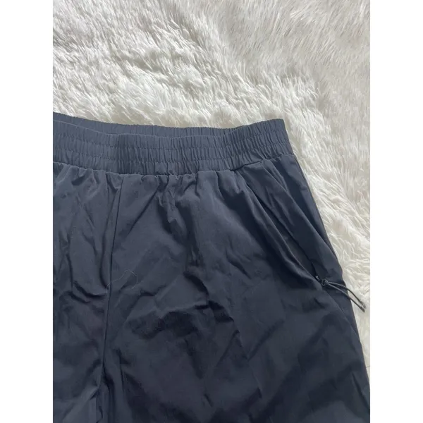 Halara Athletic Hiking Shorts Women XL Black Zipper Pockets Nylon Stretch - Image 4