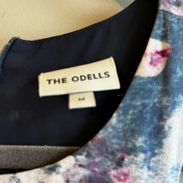 The Odell’s Floral Sleeveless 100 % Silk Dress Blue and Purple Medium - Image 5